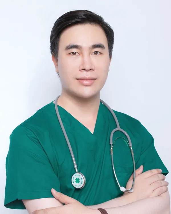 Portrait of Dr Jonathan Ho